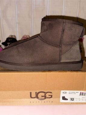 UGG Classic Mini Short Suede Boot - Chocolate